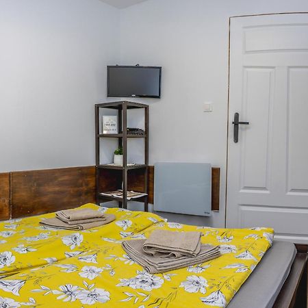 Apartament Cztery Pory Roku เบียลกาตัทร์ชันสกา ภายนอก รูปภาพ