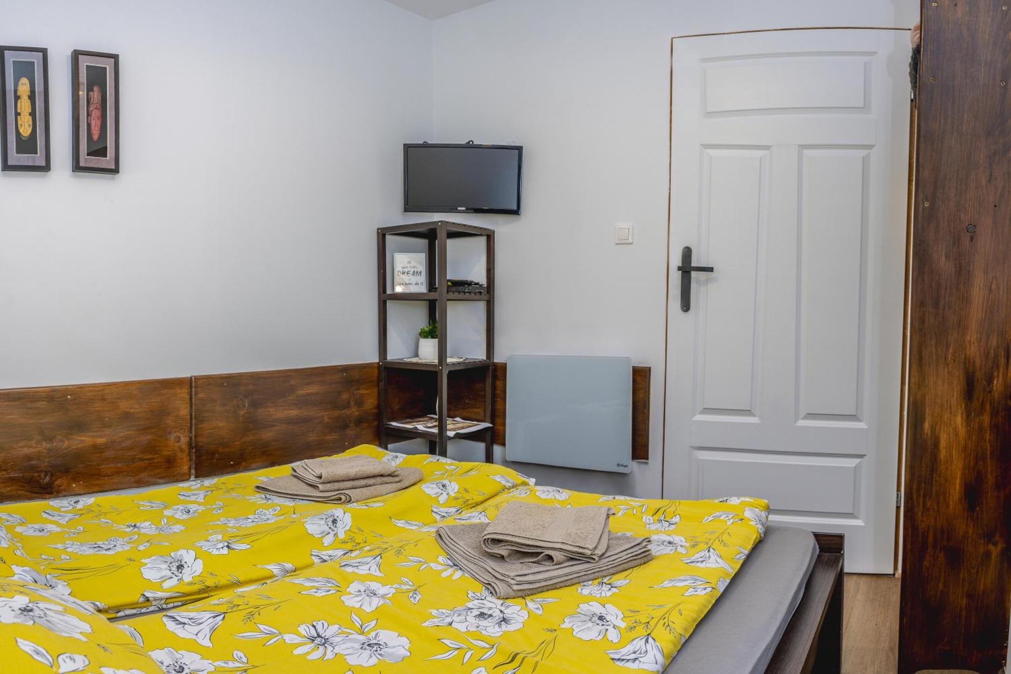 Apartament Cztery Pory Roku เบียลกาตัทร์ชันสกา ภายนอก รูปภาพ
