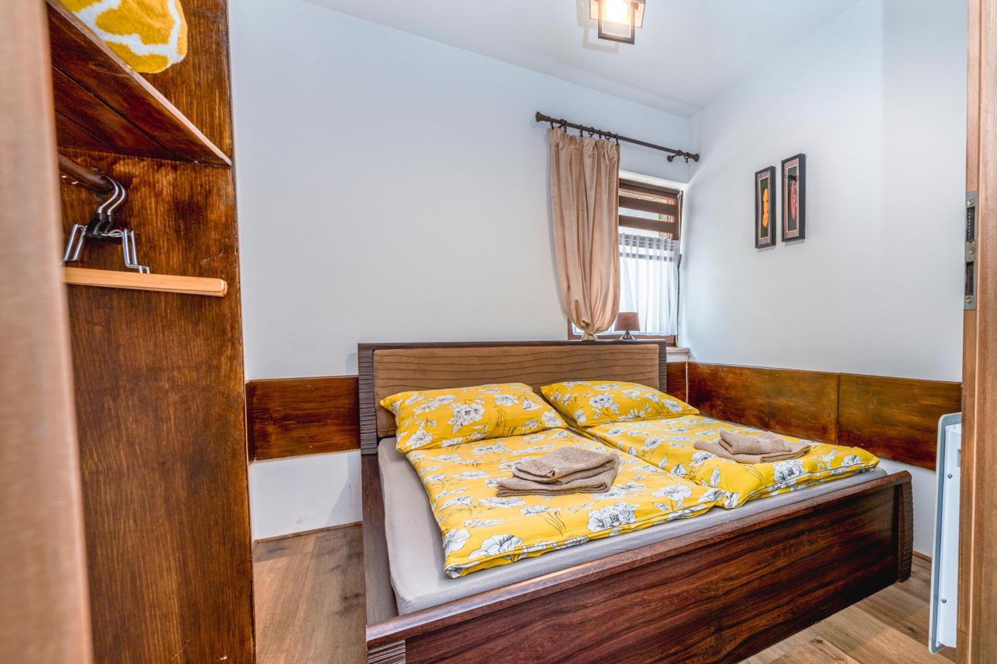 Apartament Cztery Pory Roku เบียลกาตัทร์ชันสกา ภายนอก รูปภาพ