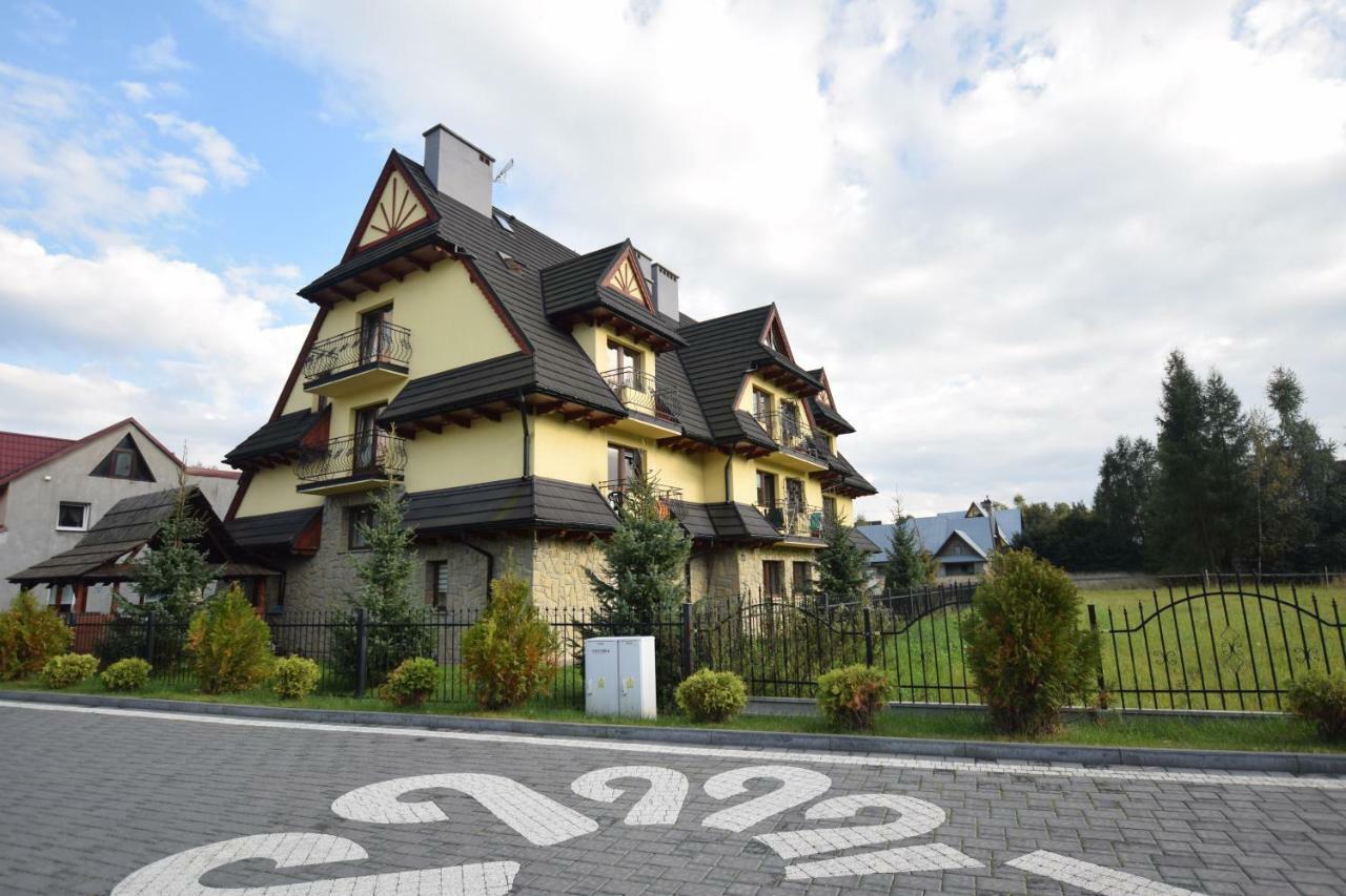 Apartament Cztery Pory Roku เบียลกาตัทร์ชันสกา ภายนอก รูปภาพ